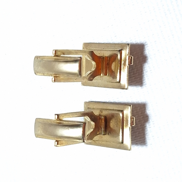 Vintage Poag Jewellers Gold Tone and Black Stone Cuff Links - Picture 5 of 6